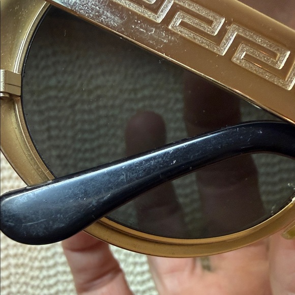 Versace Sunglases gold Mod X99/P Col N30/433 - Picture 4 of 9